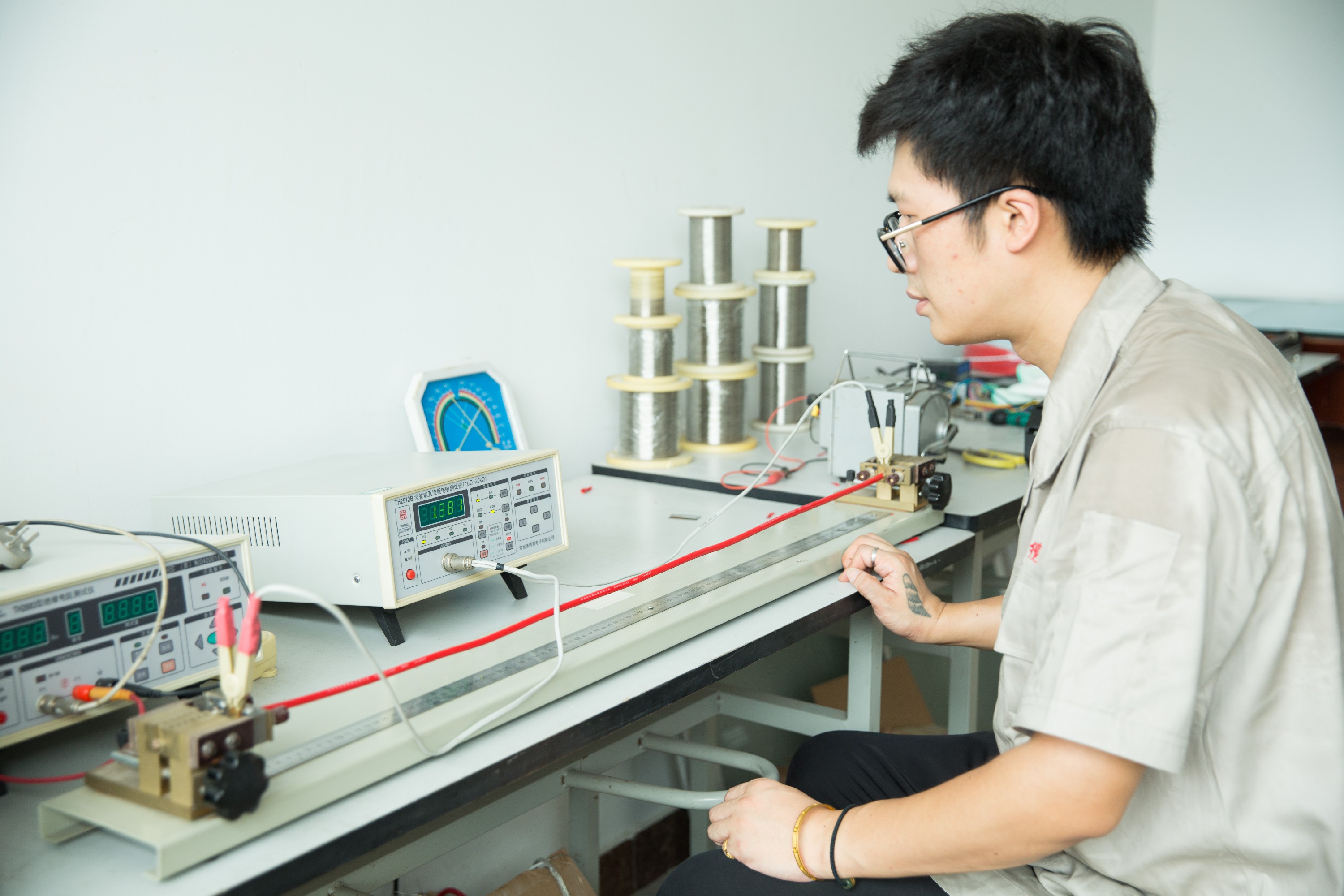 鐵氟龍電線電阻測試現(xiàn)場2M8A0896.jpg